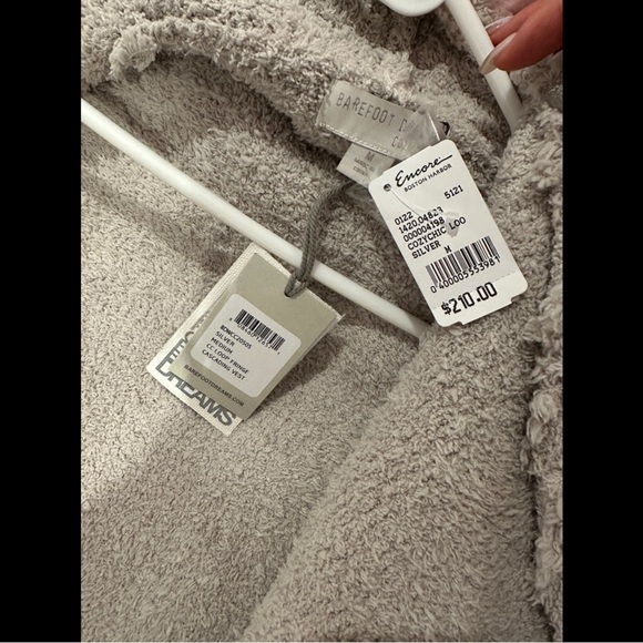 NWT Barefoot Dreams cascading women’s vest - size M - Picture 5 of 5